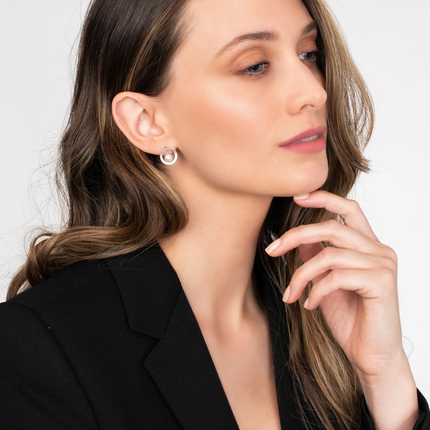 Constant Pearl Earring