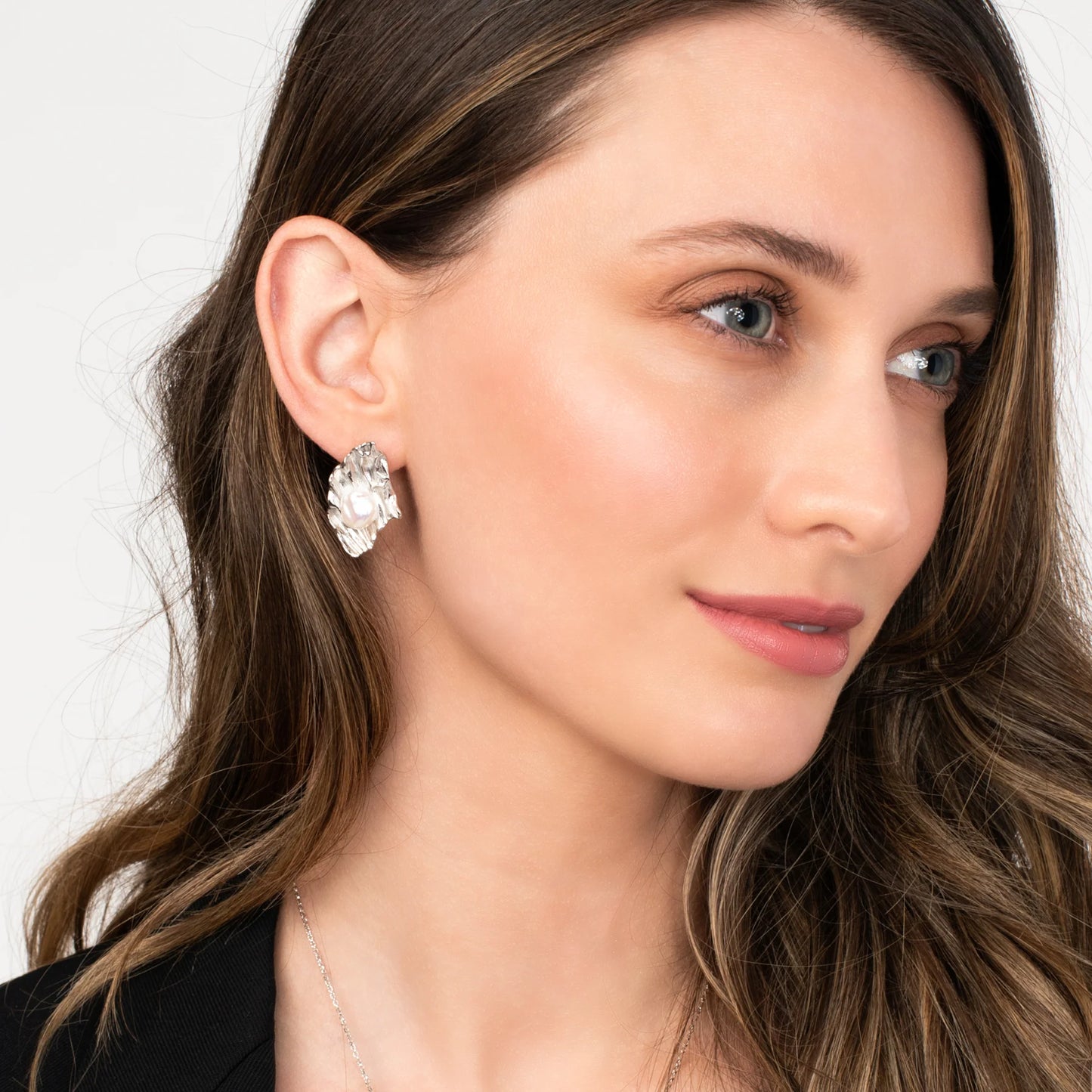 KIANNA PEARL EARRING