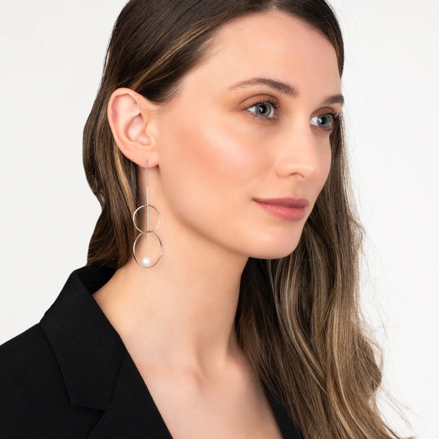 SHADOW PEARL EARRING