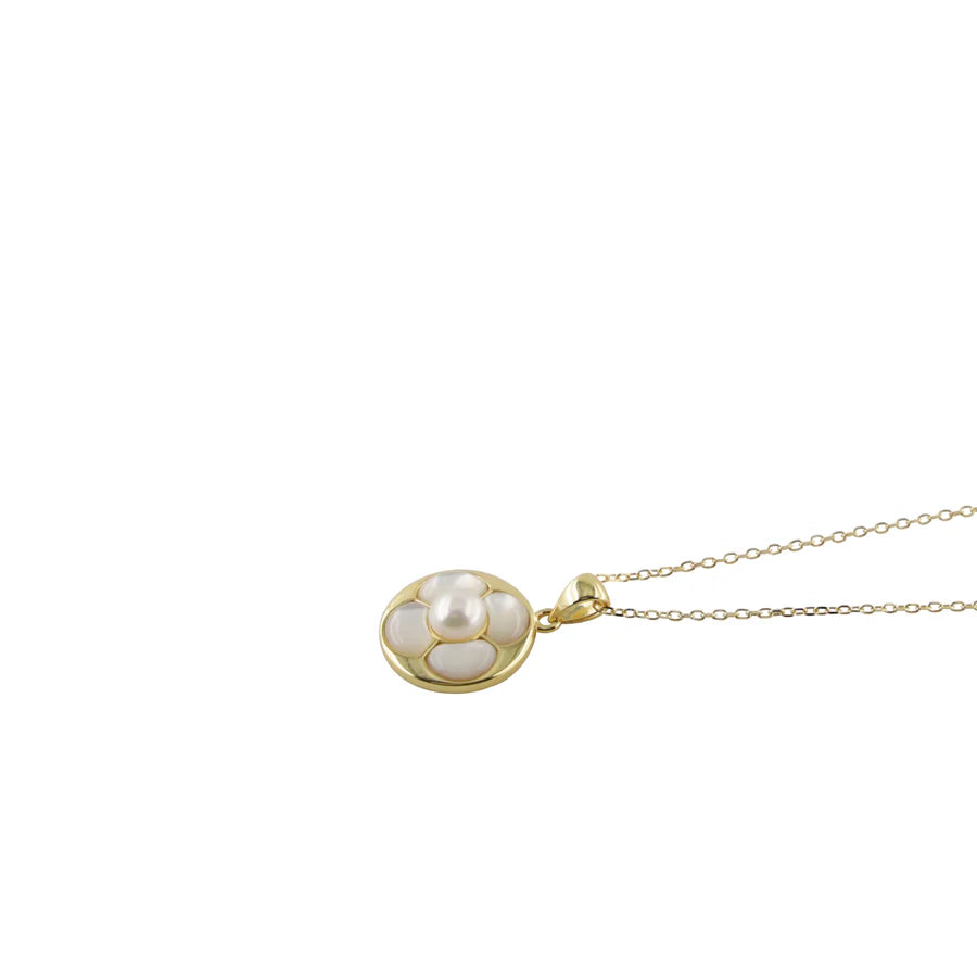 CAMELIA MINI PEARL NECKLACE