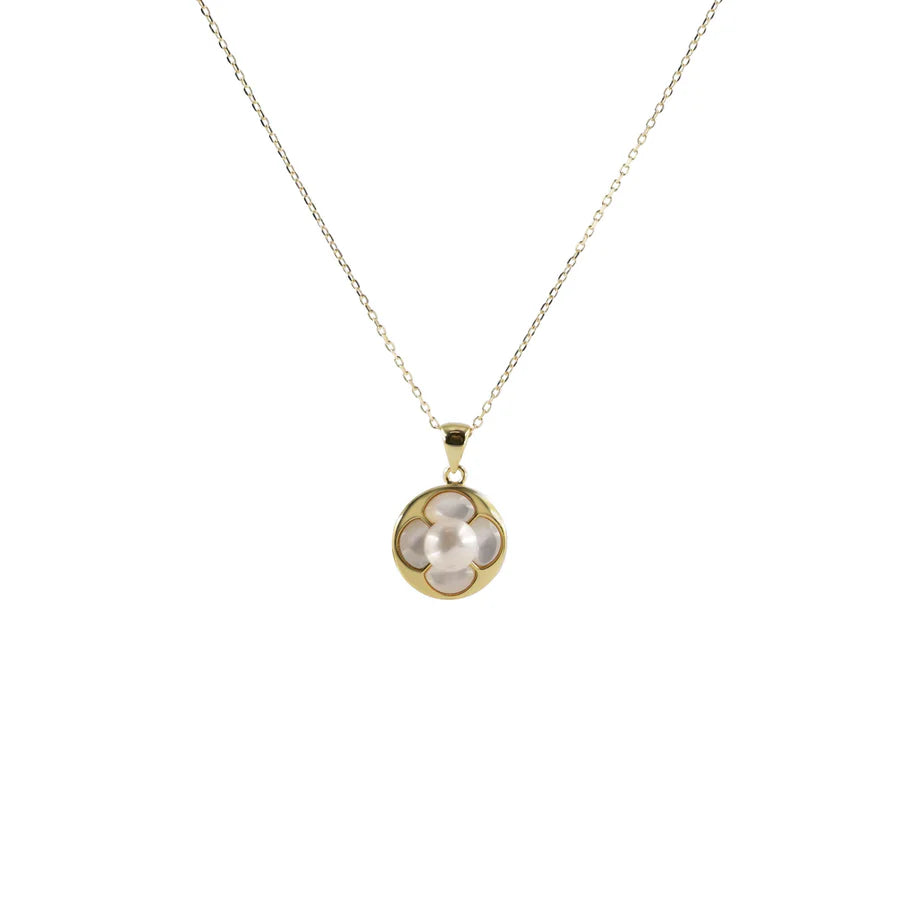 CAMELIA MINI PEARL NECKLACE