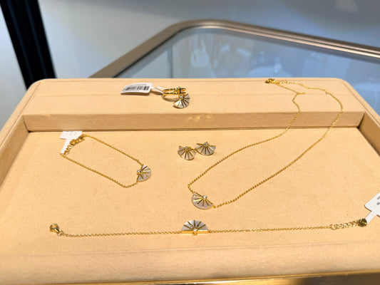 Special Order ： Red notes