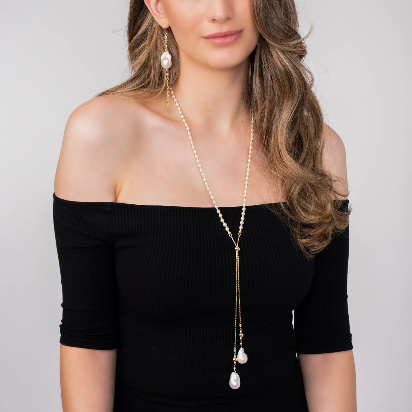 TEANNA PEARL SWEATER NECKLACE